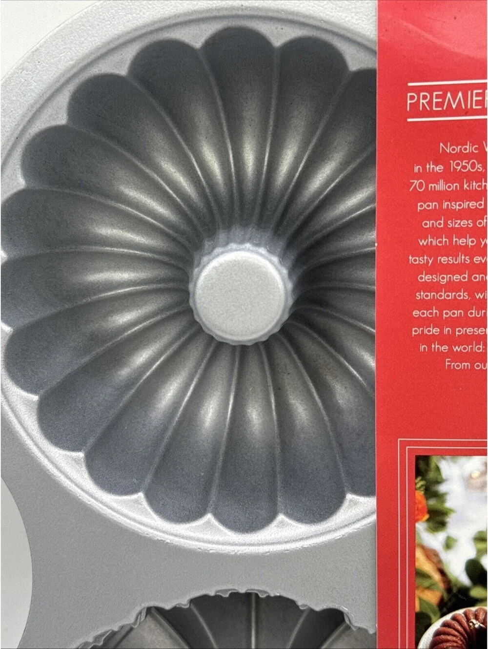 Nordic Ware Gold Bundt Quartet 4 Bundt Cake Pan 5.5” X 3” 4 Different Designs